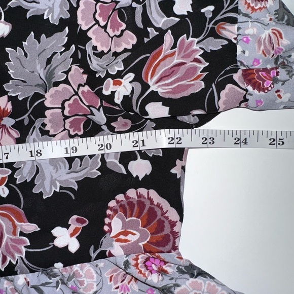 LOFT Size L Floral Blouse Velvet Neckline Bell Sleeve Eyelet Detail Tiered Hem - Picture 6 of 9